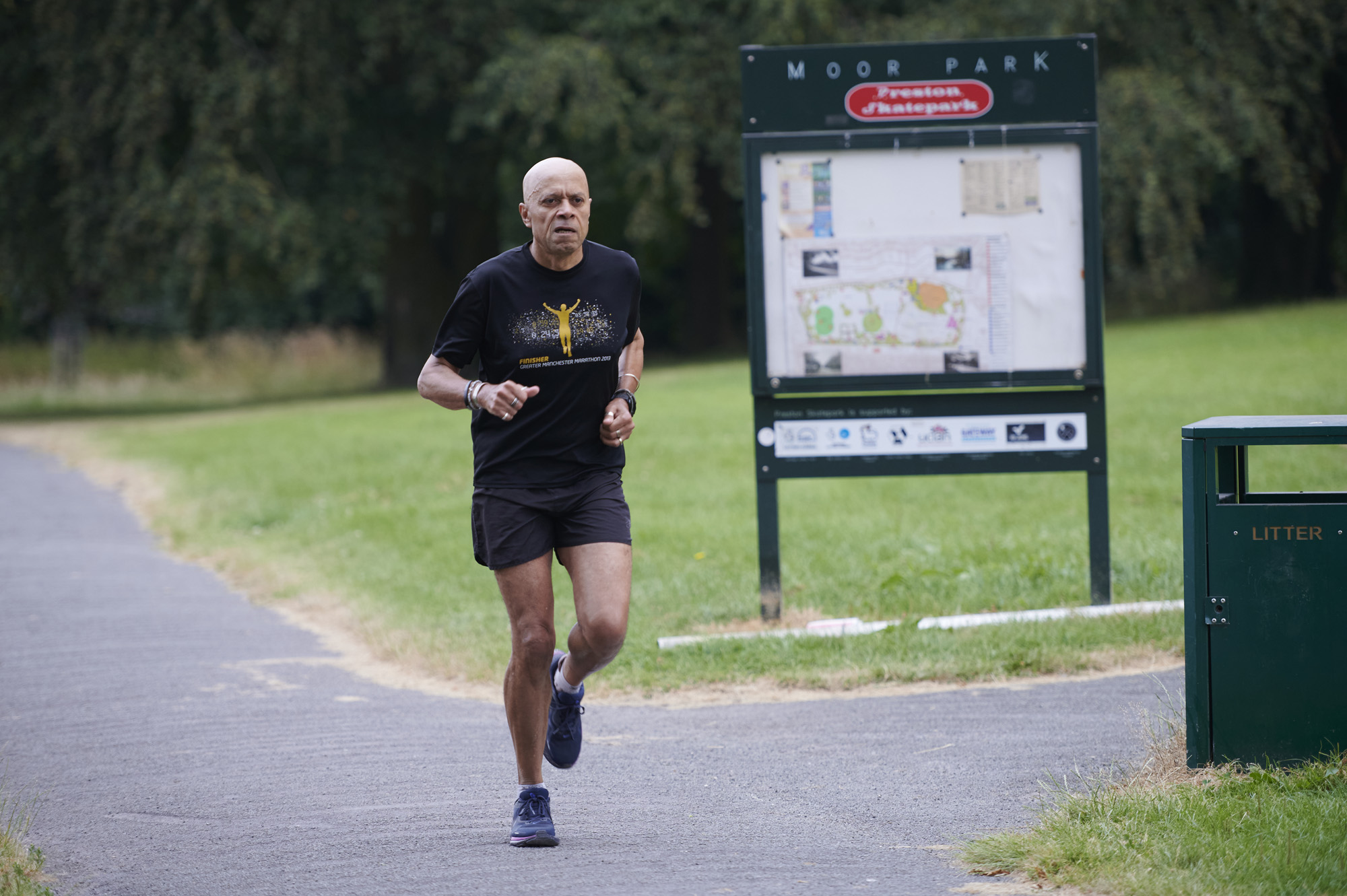 Male runner in Moor Park, Preston